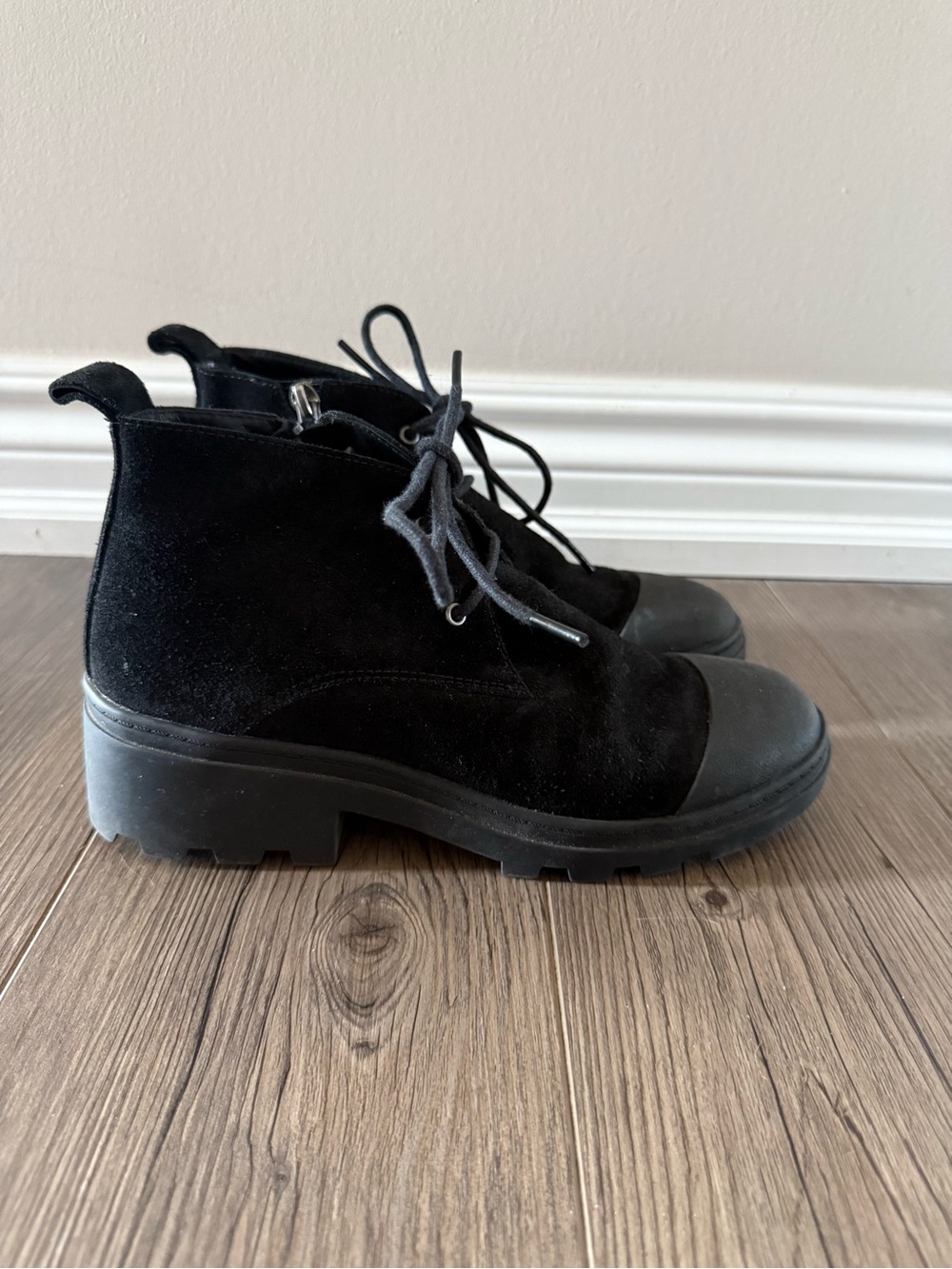 Eileen Fisher Reese Suede Waterproof Boots Size 7